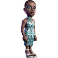 Figura Minix Bianca Barclay de Wednesday con vestido de escamas turquesa, vista en tres cuartos