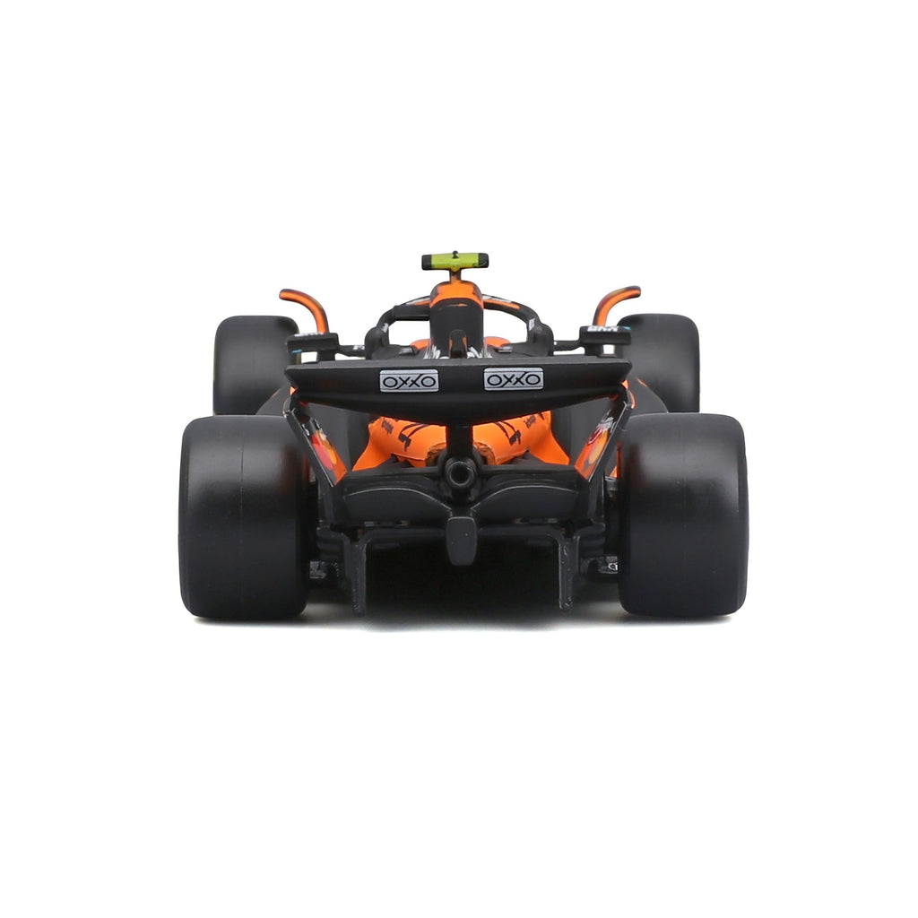 McLaren MCL39 Lando Norris 1:43 Bburago, vista trasera