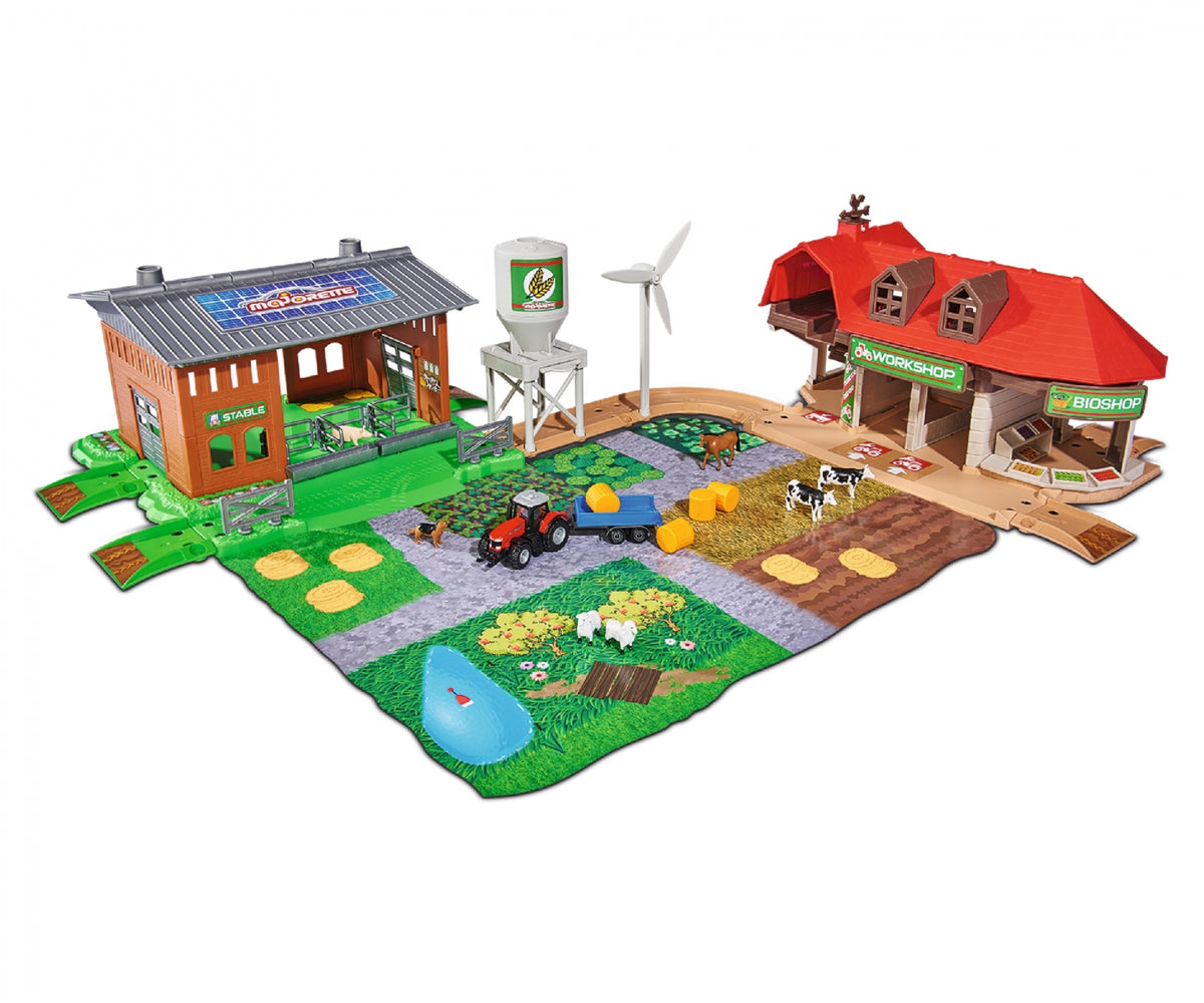 Granja Majorette Creatix armada con establo, galpón, silo, molino y campos de cultivo
