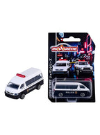 Furgón Toyota HiAce de policía japonesa Majorette junto a su blíster Japan Series