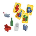 Componentes de Fantasma Blitz: fantasma, sillón, botella, libro, ratón y cartas
