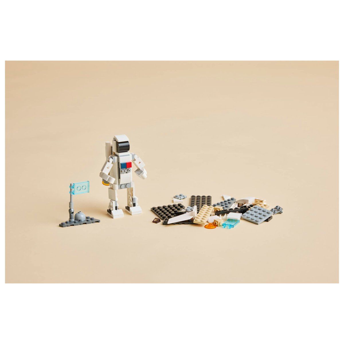 Astronauta LEGO con bandera, modelo alternativo del set 31134