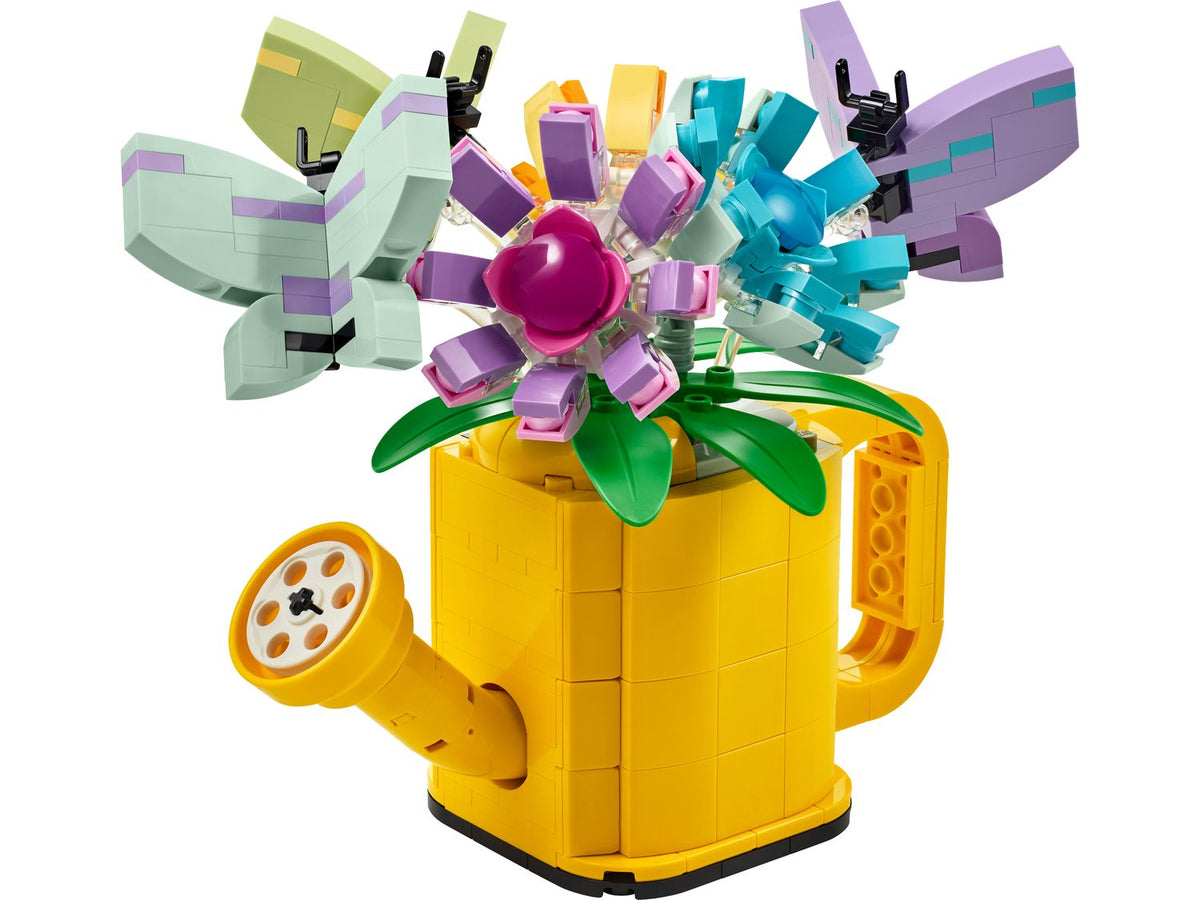 Regadera amarilla LEGO Creator 31149 armada con flores de colores y mariposas
