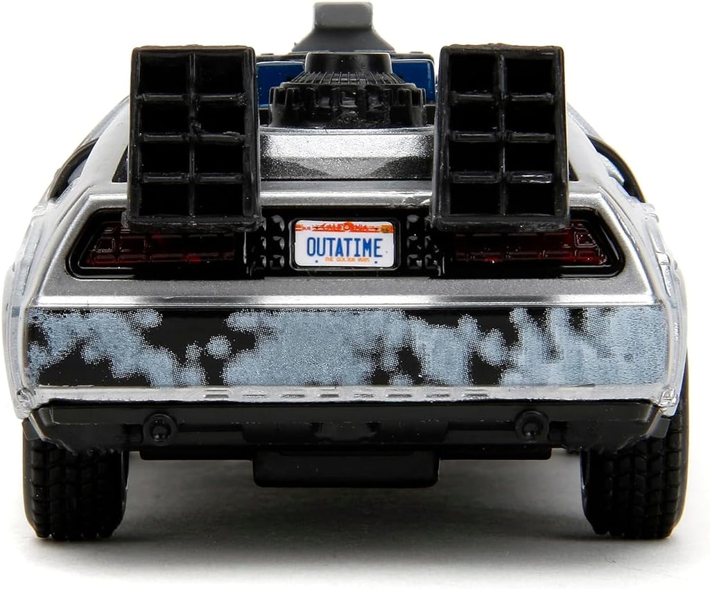 Parte trasera del Time Machine con patente OUTATIME