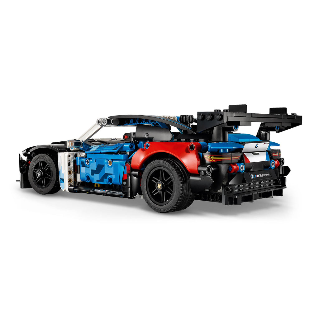 Vista trasera del BMW M4 GT3 EVO de LEGO Technic con alerón