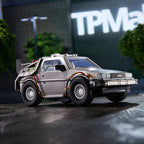 Máquina del tiempo DeLorean de Volver al Futuro de Tubbz vista de costado