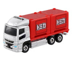 Caja Tomica No. 85 Mitsubishi Fuso Super Great de Takara Tomy