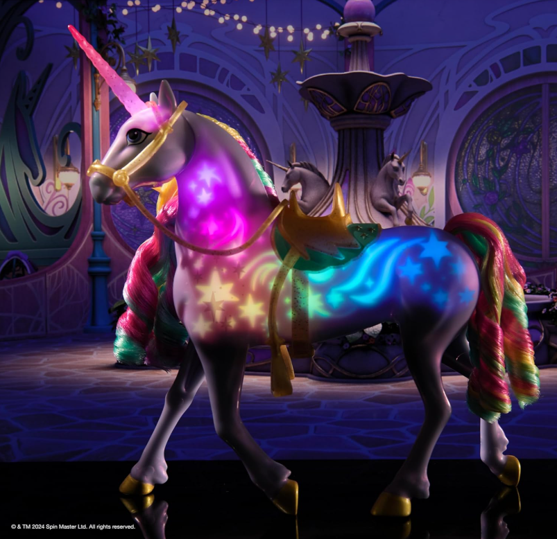 Wildstar con el cuerno y las estrellas de su cuerpo encendidos en colores arcoíris