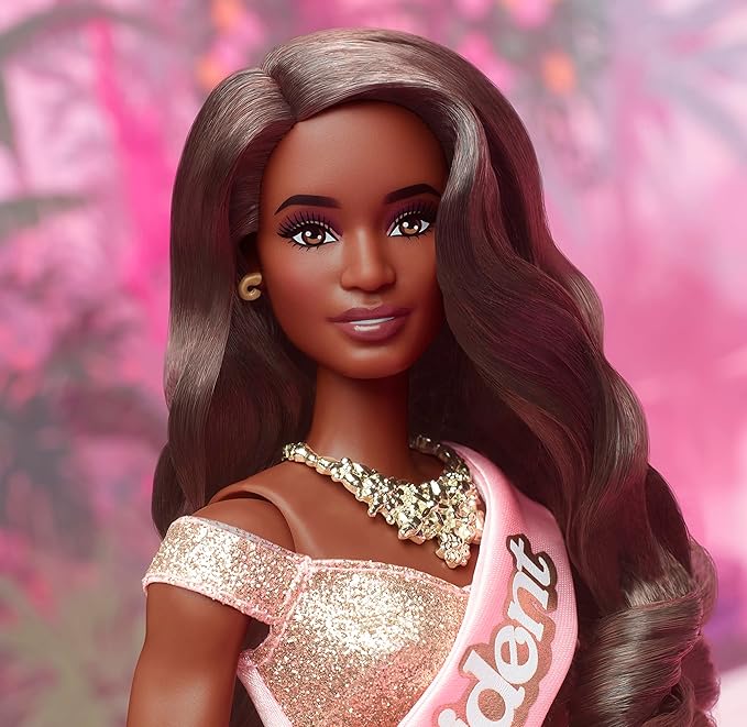 Barbie The Movie Muñeca Presidenta de la Película – vista 2