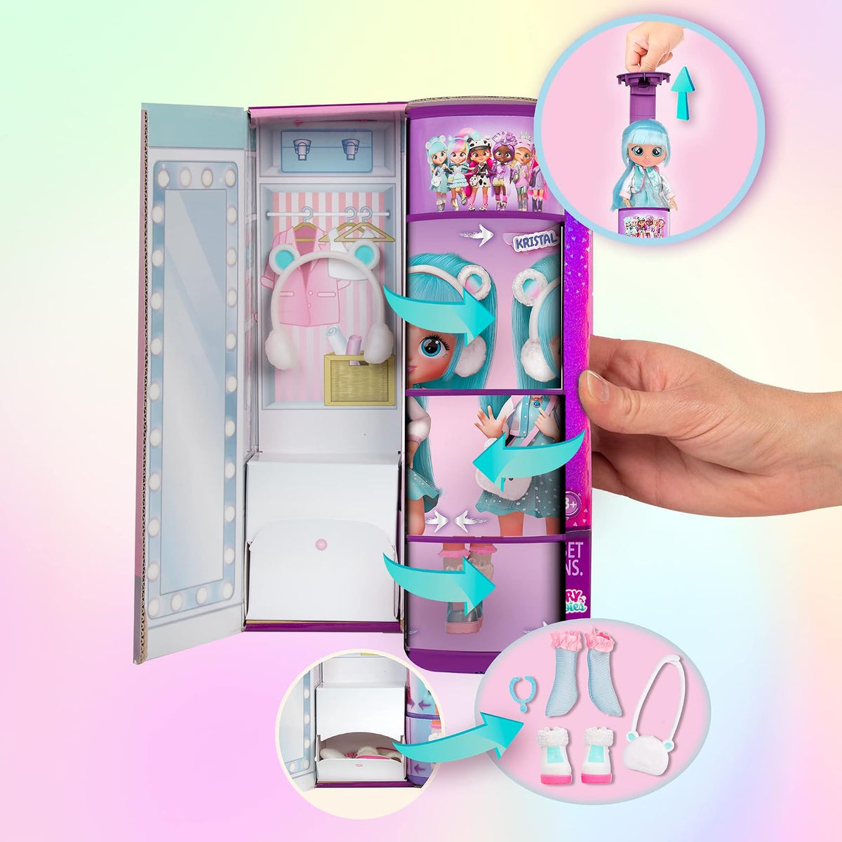 Empaque de BFF Kristal abierto como clóset con ropa y accesorios guardados