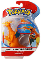 Figura Pokémon Battle Feature Charizard en su empaque con ataque de llamas