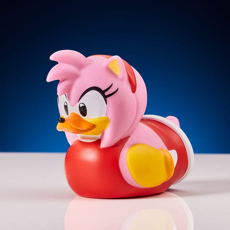 Mini TUBBZ de Amy Rose con vestido rojo y cintillo