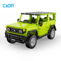 Suzuki Jimny de bloques CaDA verde lima armado, vista frontal en tres cuartos