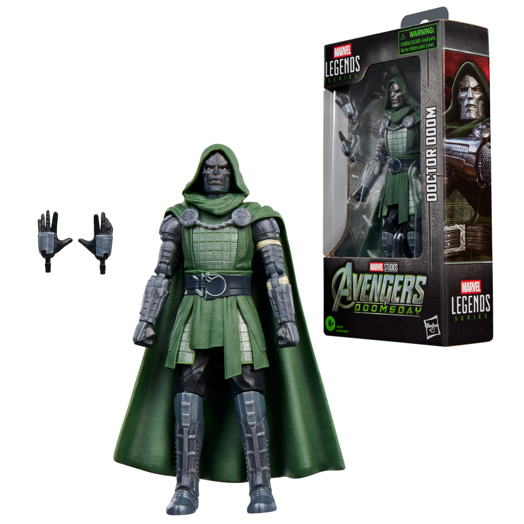 Doctor Doom con manos alternativas junto a su caja