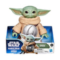 Figura Grogu de Hasbro junto a su caja Star Wars The Mandalorian and Grogu