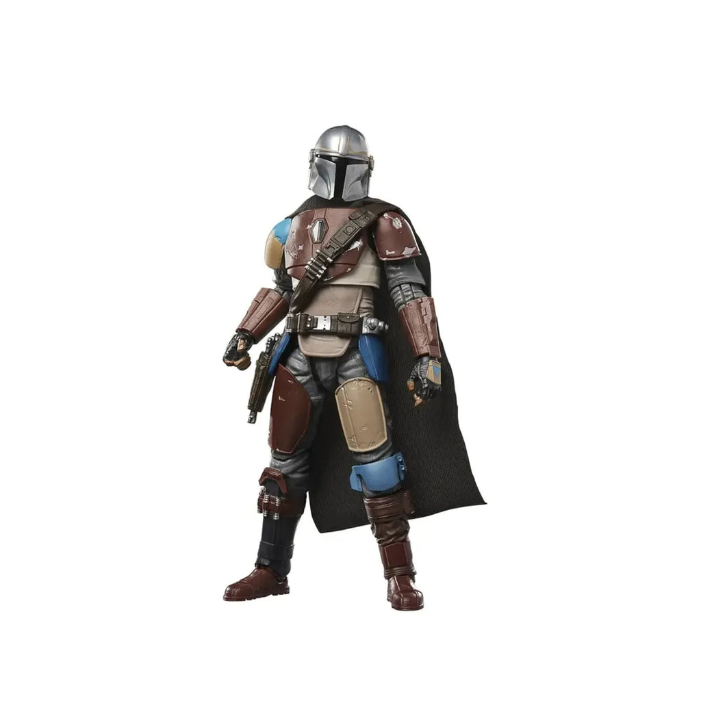 Figura del Mandaloriano Pagodon de The Black Series con armadura, capa negra y casco