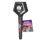 Light stick Saja Boys negro con emblema de león y tag KPop Demon Hunters