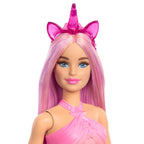 Primer plano del rostro de la Barbie Unicornio con cabello rosado