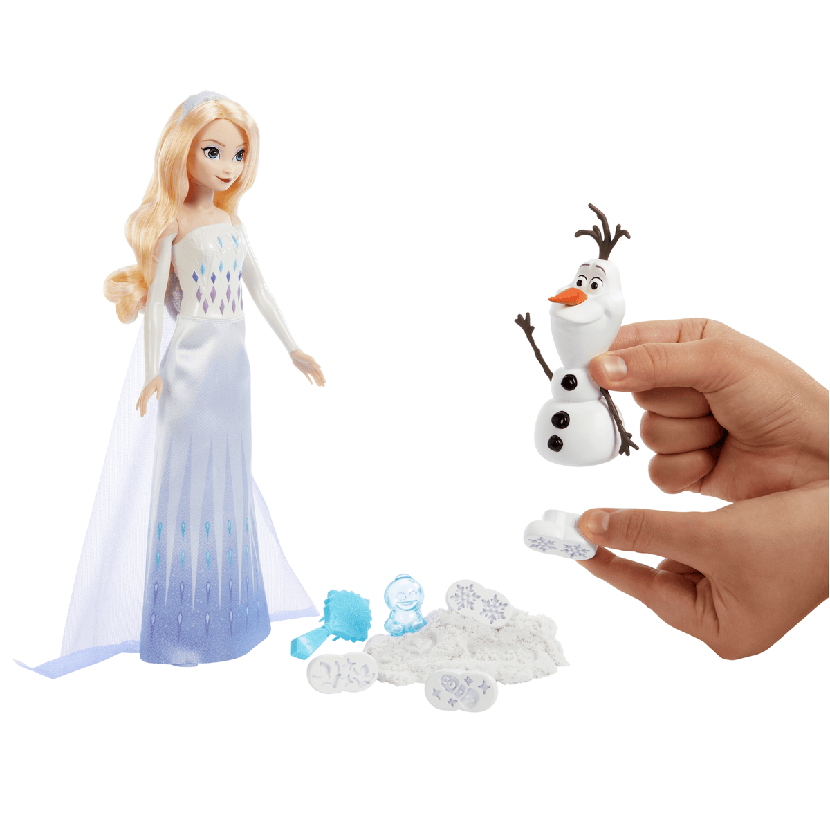Muñeca Elsa con vestido blanco junto a Olaf, estampadores y arena