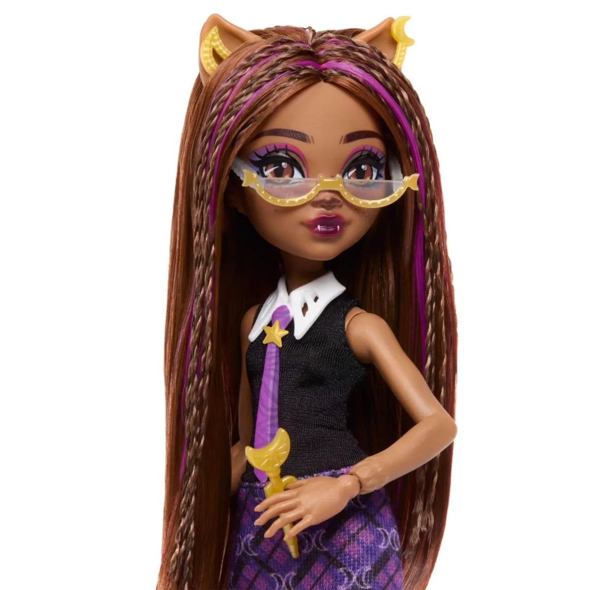 Detalle del rostro de Clawdeen Wolf con gafas de luna y corbata morada
