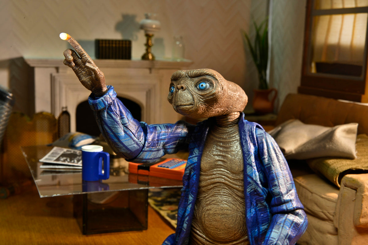 Figura NECA E.T. con el dedo iluminado, escala 7 pulgadas, 40 aniversario