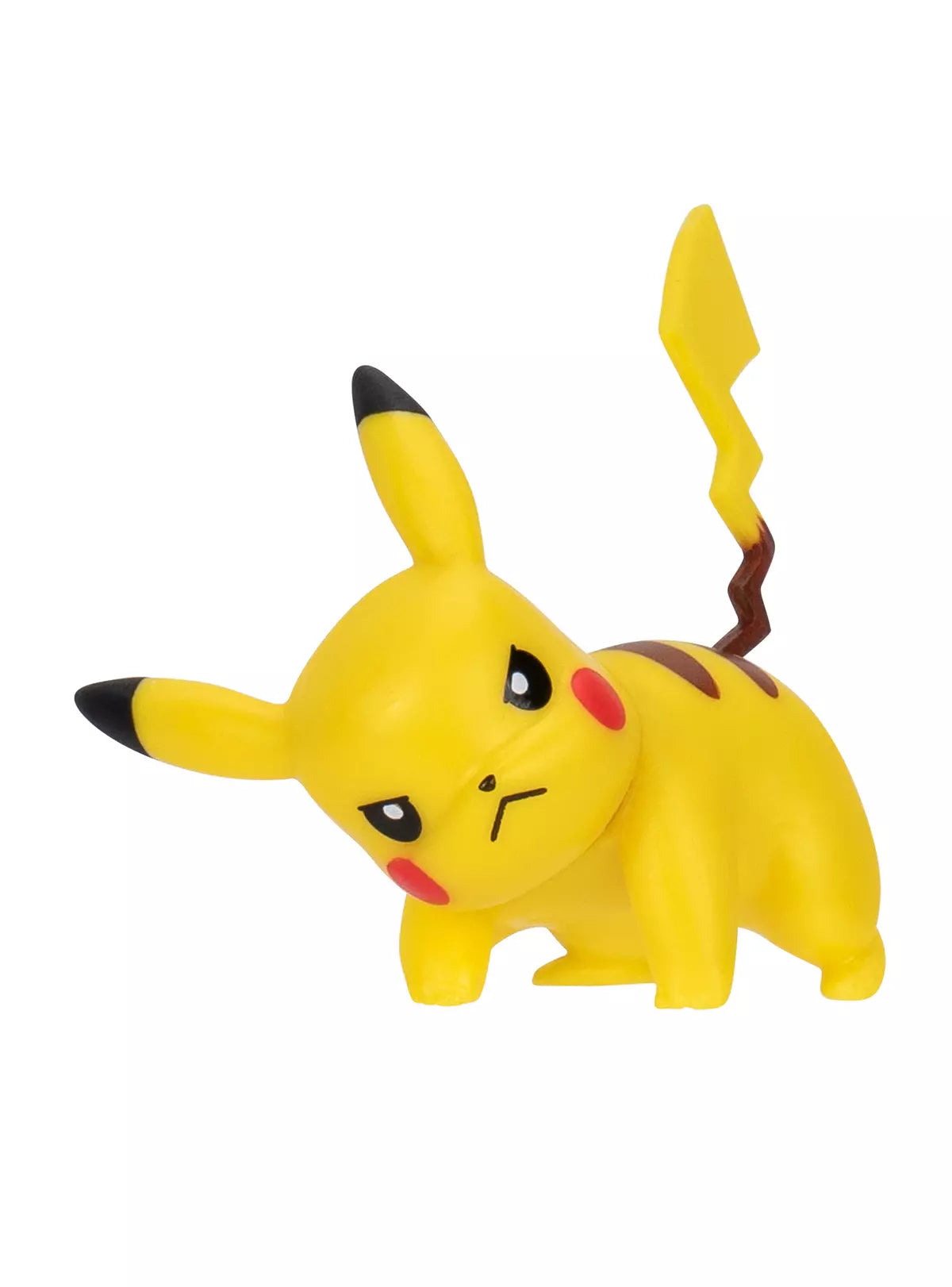 Figura de Pikachu en pose de ataque con la cola en alto