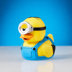 Vista lateral del pato Stuart con su gafa de Minion
