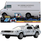 DeLorean escarchado escala 1:32 junto a su caja camión de Doc Brown