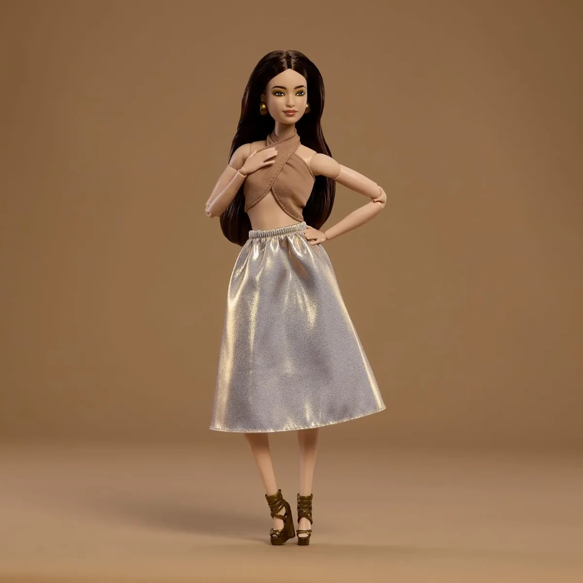 Barbie Signature Basics Colección Neutral Muñeca Articulada – vista 4