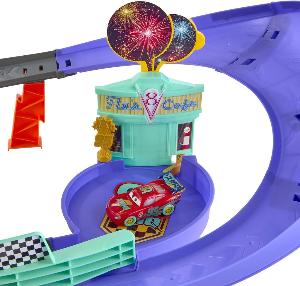 Disney Pixar Cars Pista de Celebración Rayo McQueen con Luces – vista 2