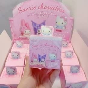 Sanrio Hello Kitty Bow Sweetheart Figura Sorpresa Adhesiva – vista 1
