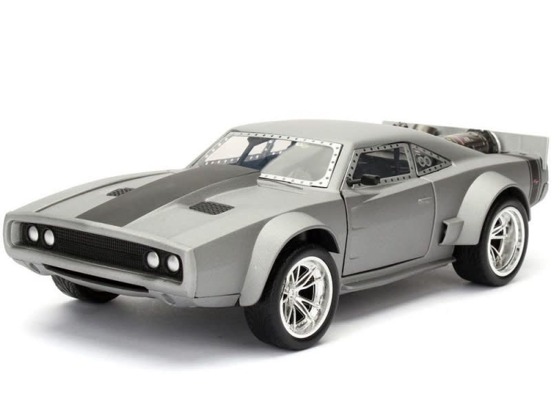 Jada Toys Rápidos y Furiosos Dom's Ice Charger Escala 1:24 – vista 2