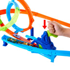 Hot Wheels Pista de Acrobacias Lanza y Choca con Doble Bucle y Auto – vista 3