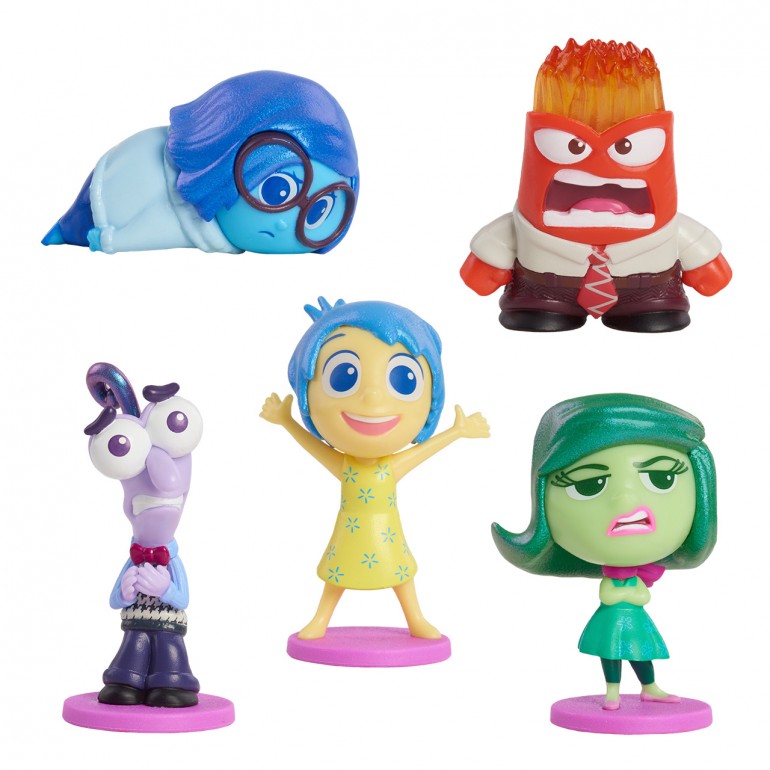 Figuras de Tristeza, Furia, Temor, Alegría y Desagrado fuera de la caja